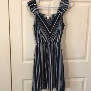 Monteau ruffle strap sleeveless dress.